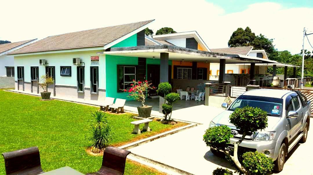 Taiping Homestay Husna Afina Exterior photo